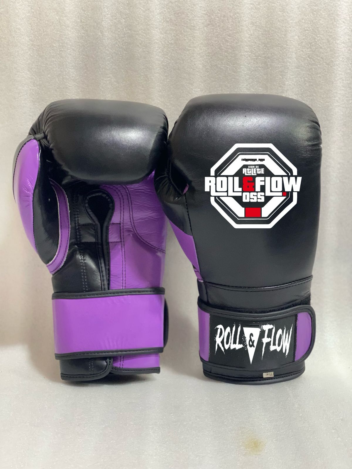 Boxing Gloves by Roll&Flow